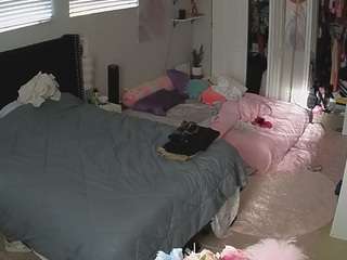 voyeurcam-house-charleys-room