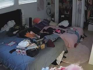 voyeurcam-house-charleys-room