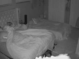 voyeurcam-house-charleys-room