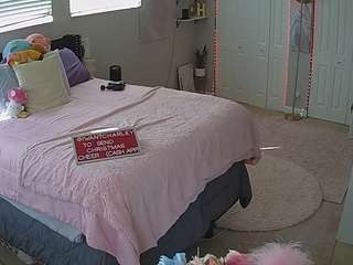 voyeurcam-house-charleys-room