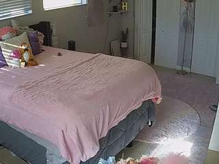 voyeurcam-house-charleys-room