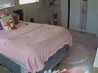 voyeurcam-house-charleys-room