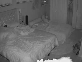 voyeurcam house charleys room