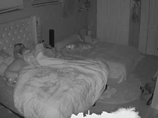 voyeurcam-house-charleys-room