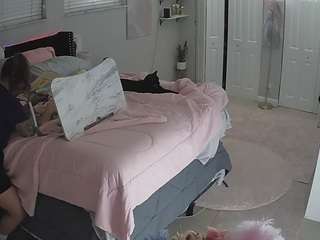 voyeurcam-house-charleys-room
