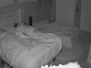 voyeurcam-house-charleys-room