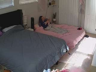 voyeurcam-house-charleys-room