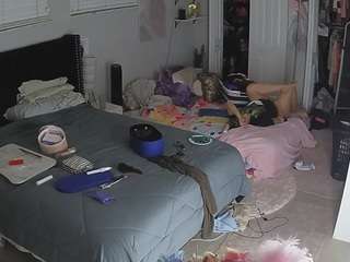 voyeurcam-house-charleys-room