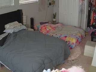 voyeurcam-house-charleys-room