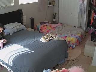 voyeurcam-house-charleys-room