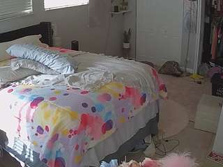 voyeurcam-house-charleys-room