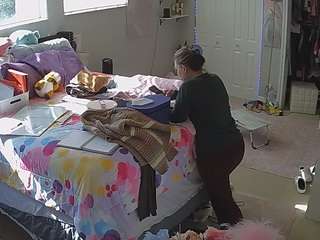 voyeurcam-house-charleys-room