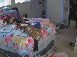 voyeurcam-house-charleys-room