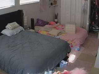 voyeurcam-house-charleys-room