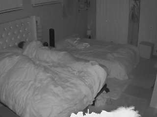 voyeurcam-house-charleys-room