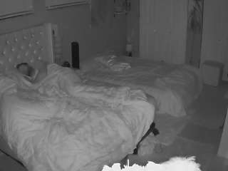 voyeurcam-house-charleys-room