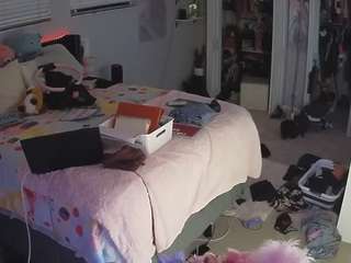 voyeurcam-house-charleys-room