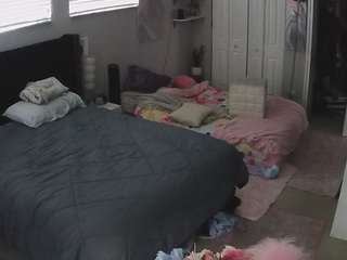 voyeurcam-house-charleys-room