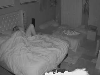 voyeurcam-house-charleys-room