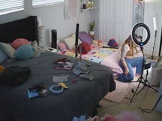 voyeurcam-house-charleys-room
