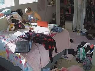 voyeurcam-house-charleys-room