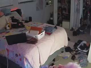 voyeurcam-house-charleys-room