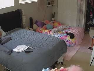 voyeurcam-house-charleys-room
