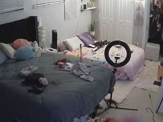 voyeurcam-house-charleys-room