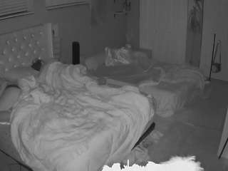 voyeurcam-house-charleys-room