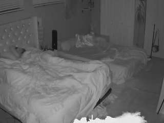 voyeurcam-house-charleys-room