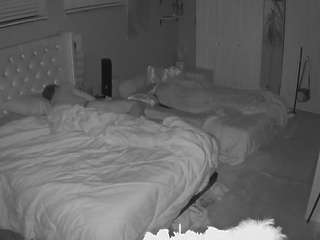 voyeurcam-house-charleys-room