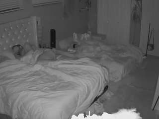voyeurcam-house-charleys-room
