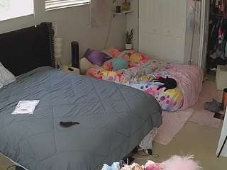 voyeurcam-house-charleys-room