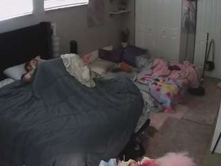 voyeurcam-house-charleys-room