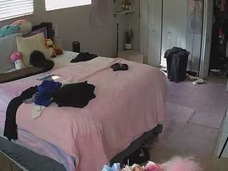 voyeurcam-house-charleys-room