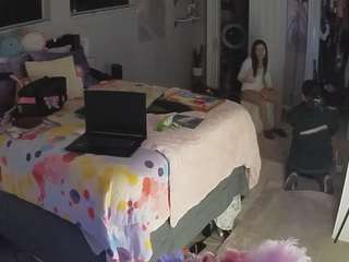 voyeurcam-house-charleys-room