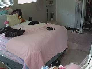 voyeurcam-house-charleys-room
