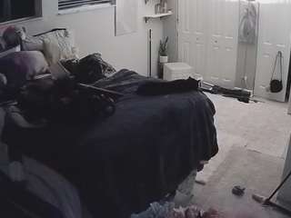 voyeurcam-house-charleys-room webcam model