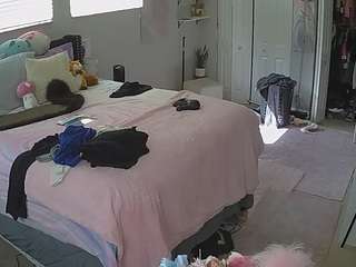 voyeurcam-house-charleys-room