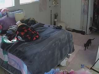 voyeurcam-house-charleys-room