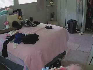 voyeurcam-house-charleys-room