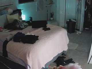 voyeurcam-house-charleys-room