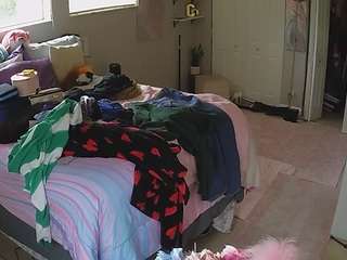 voyeurcam-house-charleys-room