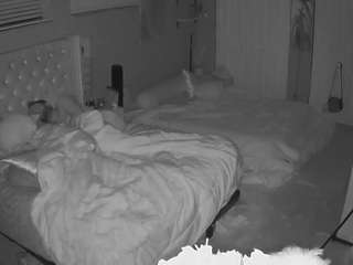 voyeurcam-house-charleys-room