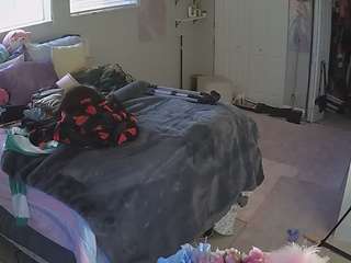 voyeurcam-house-charleys-room