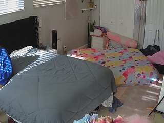 voyeurcam-house-charleys-room