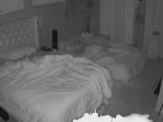 voyeurcam-house-charleys-room