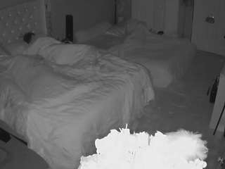 voyeurcam-house-charleys-room