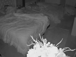 voyeurcam-house-charleys-room camsoda