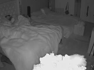 voyeurcam-house-charleys-room